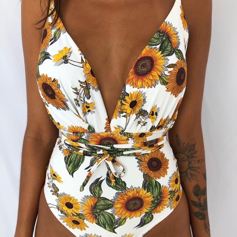 Alluring monokini one-piece bikinis