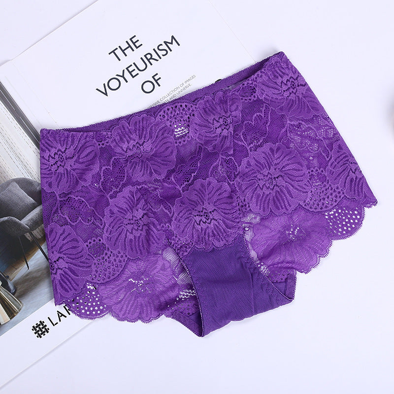 Sensual lace underwear