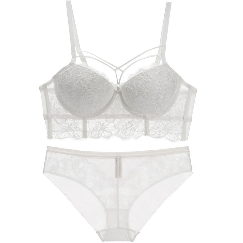 Sensual lace underwear sets with details