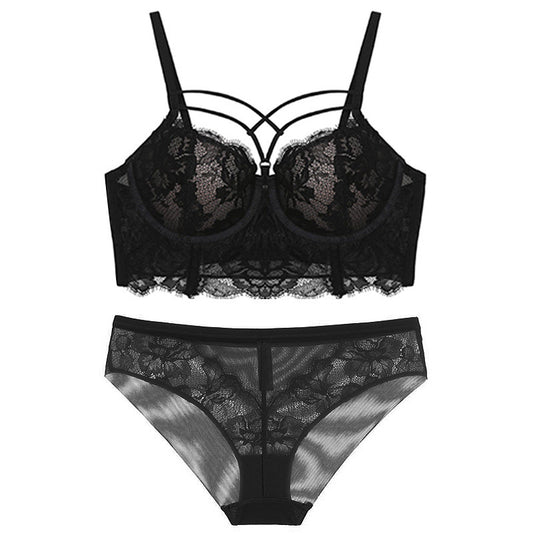 Sensual lace underwear sets with details