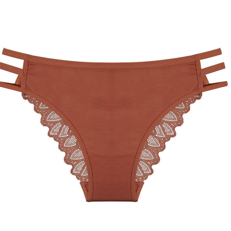 Low-waist lace cotton underwear with delicate stitching