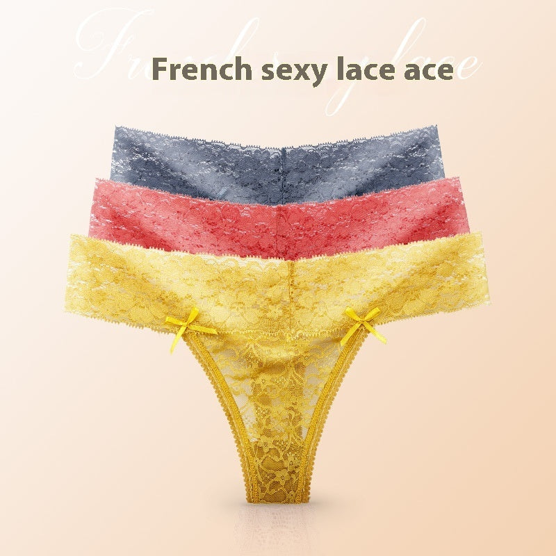Low-rise lace underwear
