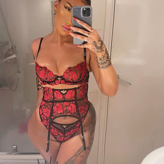 Lace red lingerie sets