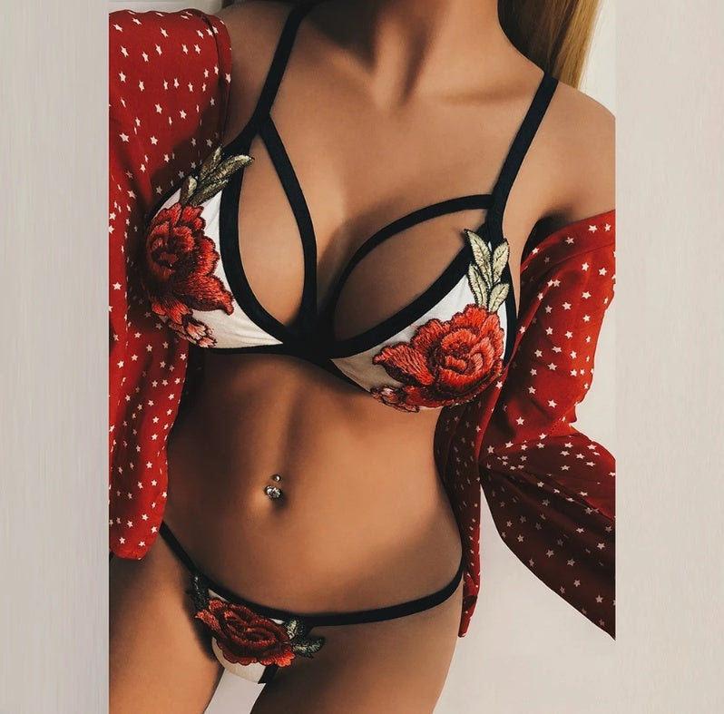 Rose embroidery lace bra set