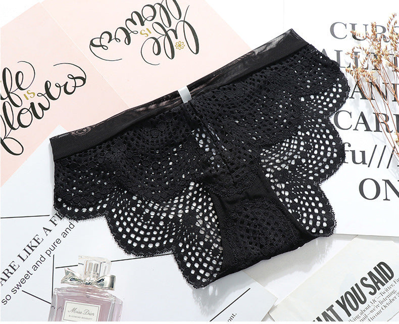 Elegant lace trim underwear