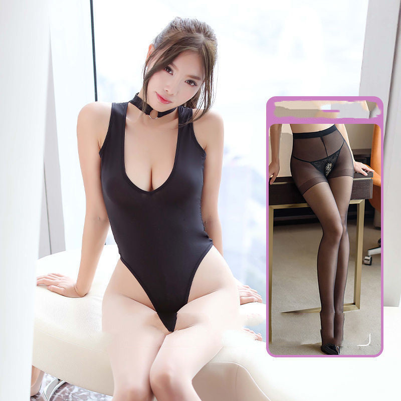 One-piece solid color lingerie